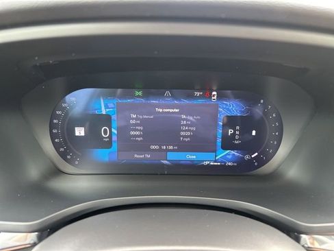 Certified 2025 Volvo V60 B5 Cross Country Plus AWD/4WD image 26