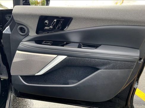 New 2026 Cadillac Optiq Luxury 1 RWD image 32