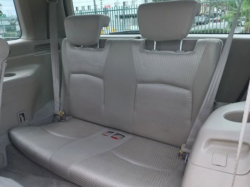 Used 2004 Toyota Highlander 4WD V6 image 15