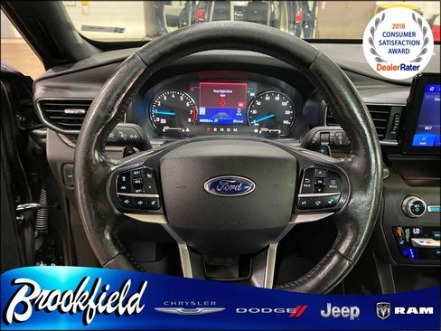 Used 2020 Ford Explorer Limited image 29
