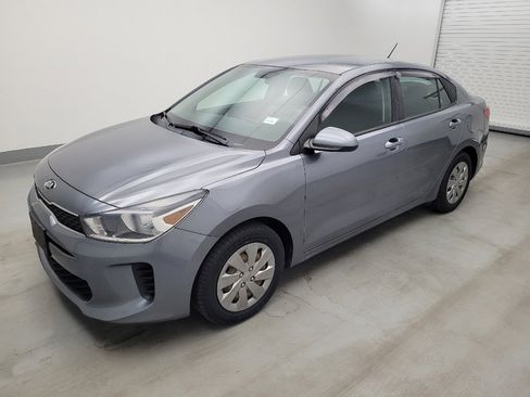 Used 2019 Kia Rio S FWD image 2