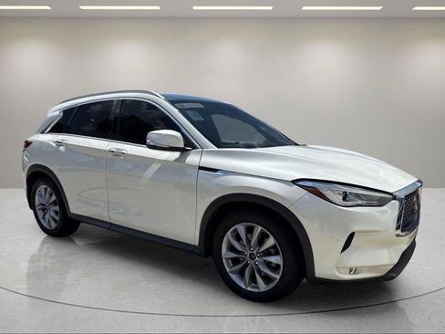 Used 2020 INFINITI QX50 Luxe w/ Navigation Package AWD/4WD image 21