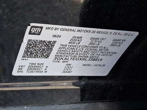 Used 2024 GMC Terrain SLE AWD/4WD image 26