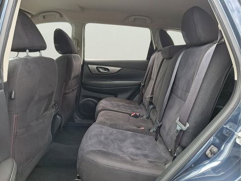 Used 2015 Nissan Rogue S AWD/4WD image 8
