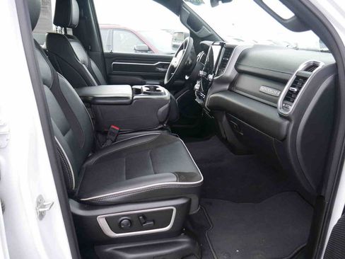 Certified 2025 RAM 1500 Laramie image 27