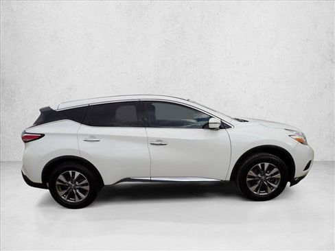 Used 2017 Nissan Murano S image 5