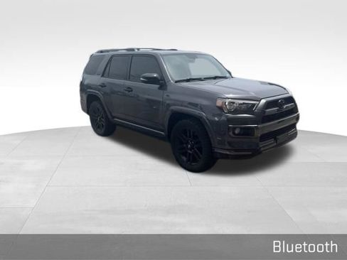 Used 2019 Toyota 4Runner Limited AWD/4WD image 6