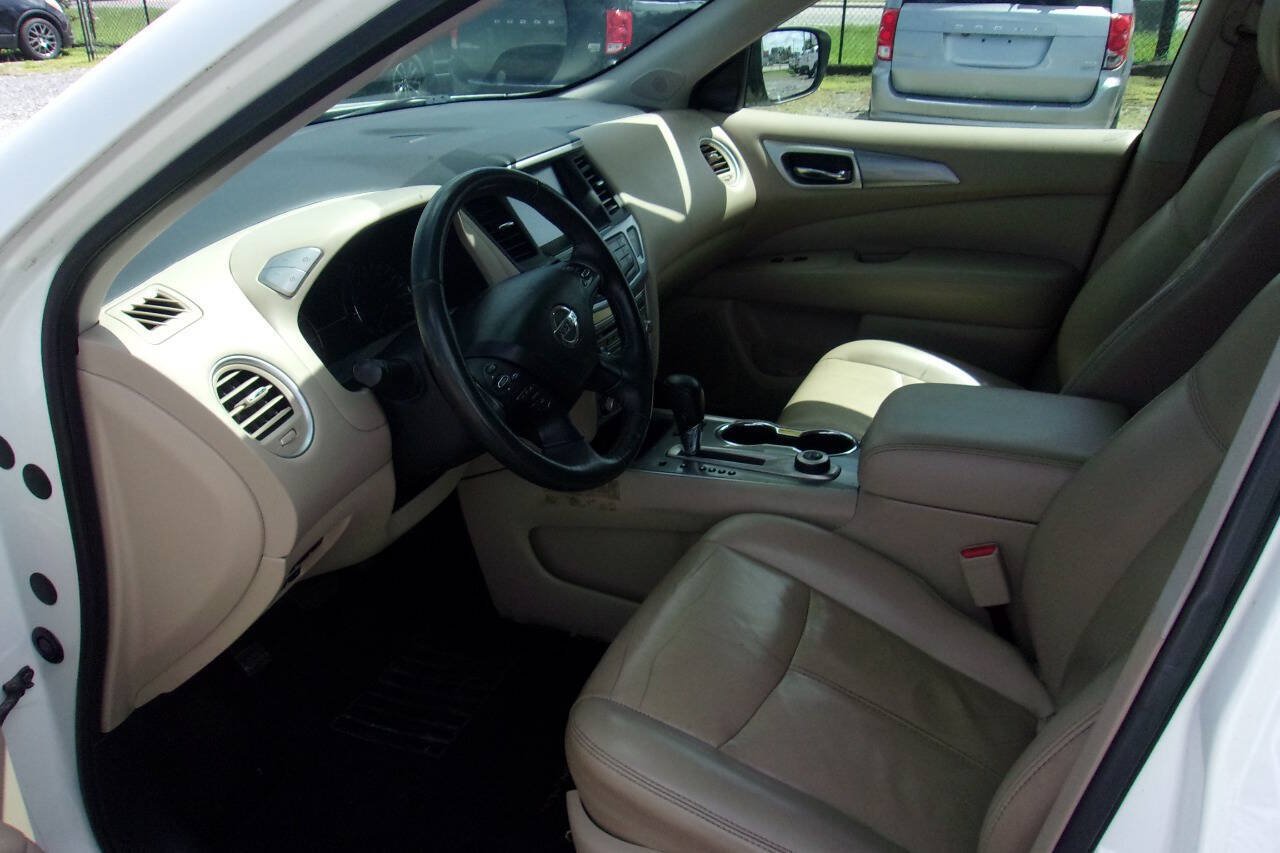 Used 2018 Nissan Pathfinder SL w/ SL Premium Package AWD/4WD image 10