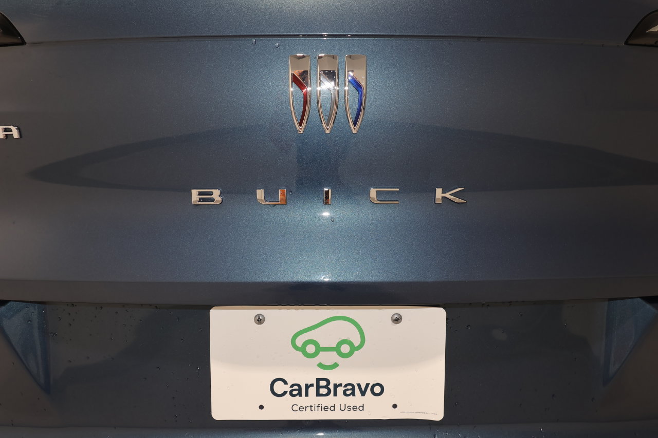Used 2026 Buick Envista Avenir FWD image 34