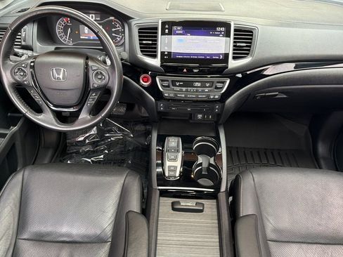 Used 2018 Honda Pilot Elite image 13
