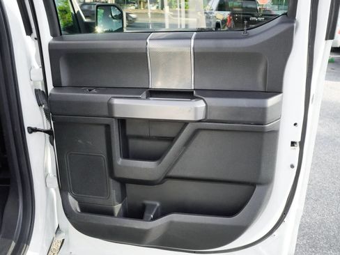 Used 2018 Ford F150 XLT w/ Equipment Group 302A Luxury AWD/4WD image 36
