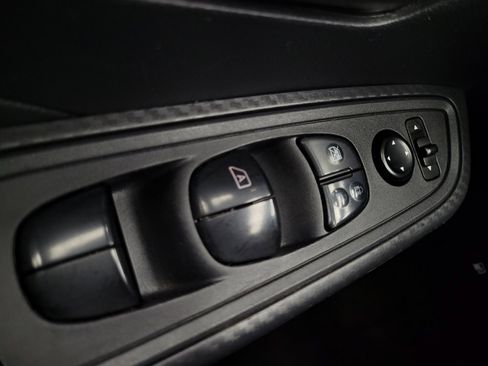 Used 2024 Nissan Versa S w/ Trunk Package FWD image 27