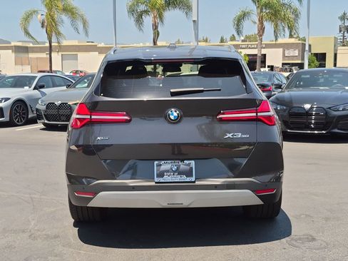 Used 2026 BMW X3 xDrive30i w/ Convenience Package AWD/4WD image 9