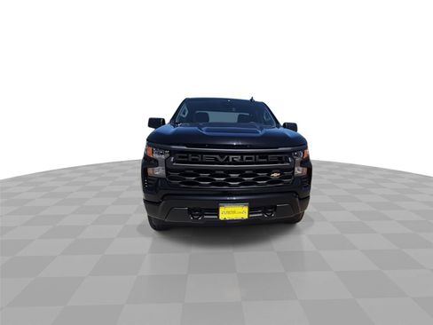 Used 2025 Chevrolet Silverado 1500 Custom AWD/4WD image 3