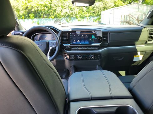 Used 2026 Chevrolet Silverado 2500 LTZ w/ Trail Boss Package AWD/4WD image 20