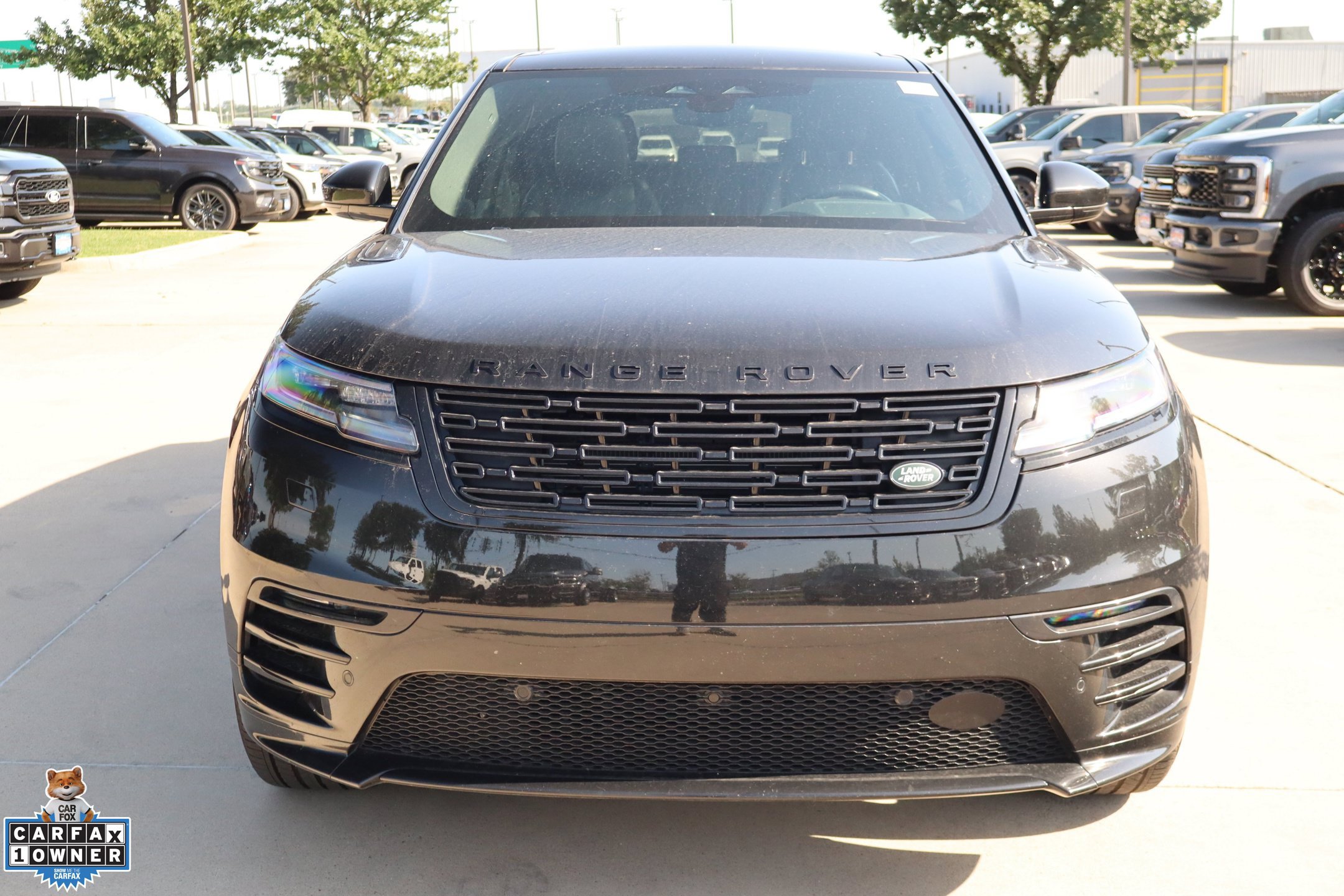 Used 2025 Land Rover Range Rover Velar Dynamic SE AWD/4WD image 11