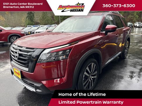 New 2025 Nissan Pathfinder Platinum image 1