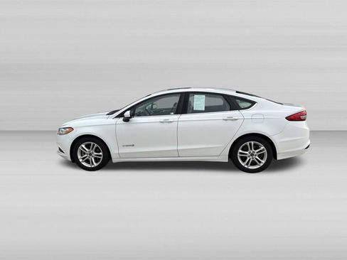 Used 2018 Ford Fusion SE FWD image 9