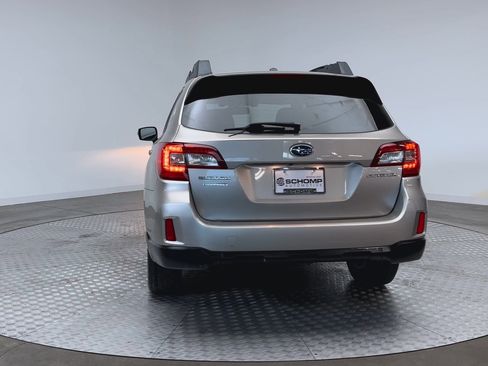 Used 2015 Subaru Outback 2.5i Premium image 7