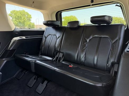 Used 2019 Ford Expedition Platinum AWD/4WD image 30