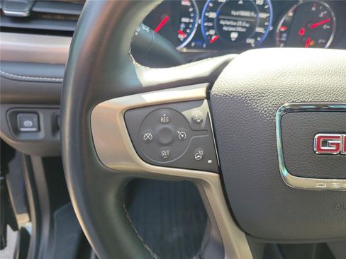 Used 2023 GMC Acadia Denali w/ Black Diamond Edition FWD image 25