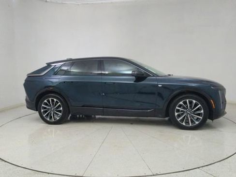 Used 2024 Cadillac Lyriq Sport image 66