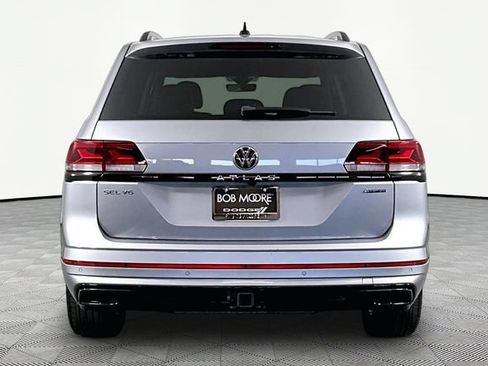 Used 2023 Volkswagen Atlas SEL R-Line AWD/4WD image 5