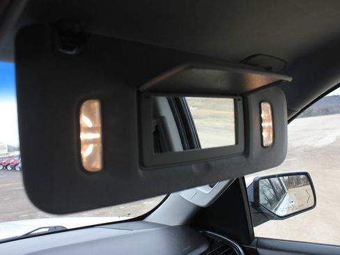 Used 2016 Chevrolet Suburban LTZ image 26