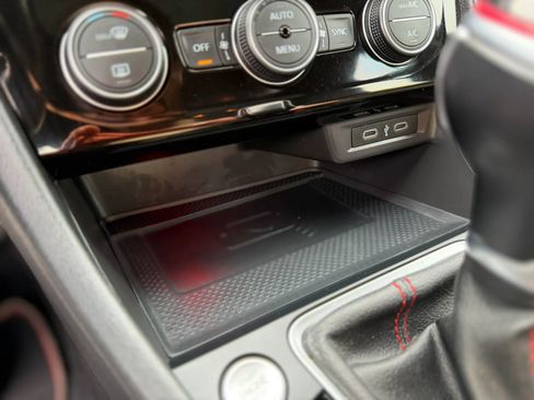Used 2023 Volkswagen Jetta GLI Autobahn FWD image 28