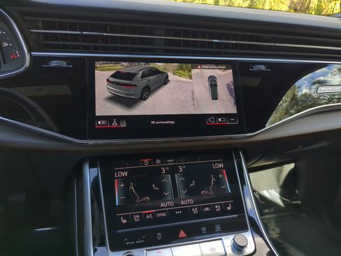 Used 2025 Audi Q8 Premium Plus w/ Premium Plus Package image 27