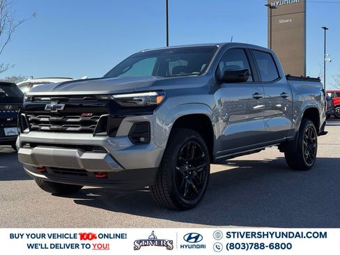Used 2025 Chevrolet Colorado Z71 w/ Z71 Convenience Package 2 image 10