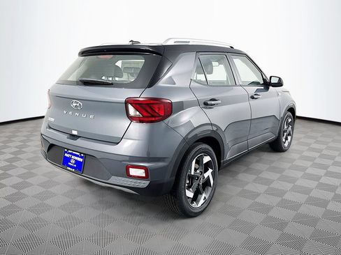 New 2026 Hyundai Venue SEL FWD image 5