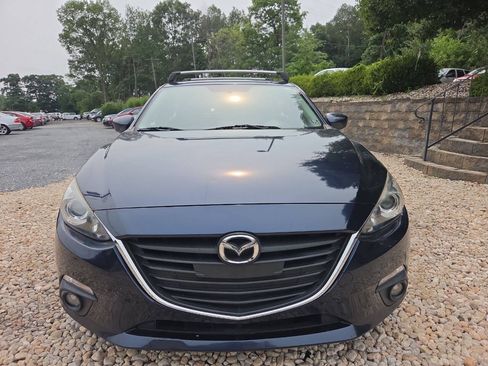 Used 2015 MAZDA MAZDA3 i Touring w/ Technology Package FWD image 2