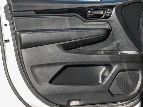 Used 2023 Honda Odyssey Touring image 19