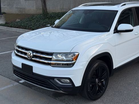 Used 2018 Volkswagen Atlas SEL image 9