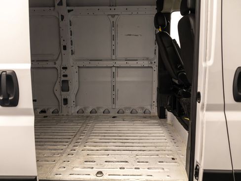 Used 2023 RAM ProMaster 2500 FWD image 29
