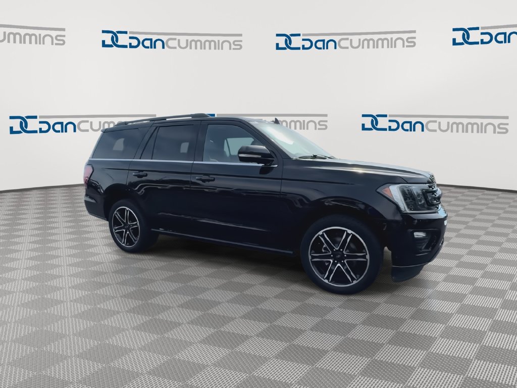 Used 2021 Ford Expedition Limited AWD/4WD image 2