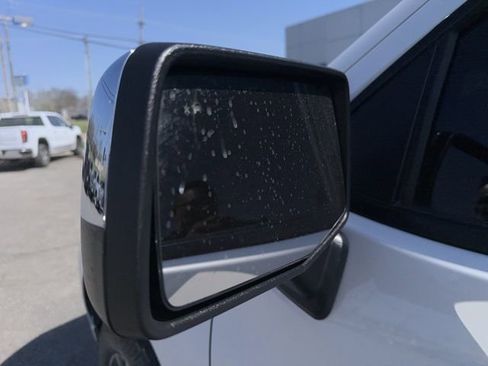 Used 2025 Chevrolet Silverado 1500 LT image 28