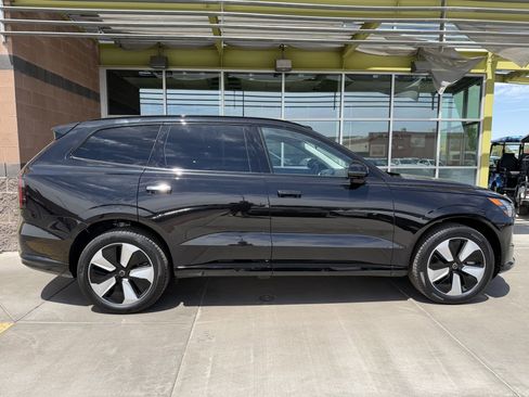 Used 2025 Volvo EX90 Plus AWD/4WD image 9
