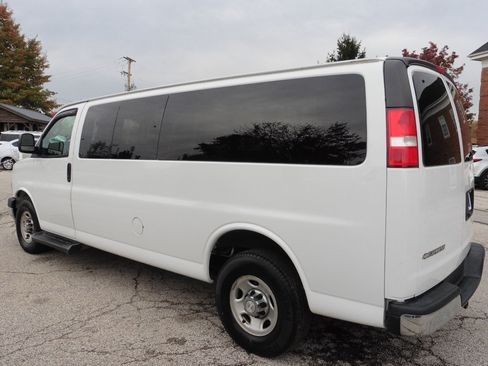 Used 2019 Chevrolet Express 3500 LT w/ LT Preferred Equipment Group image 2