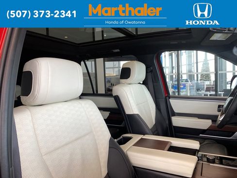 Used 2023 Toyota Sequoia Capstone image 21