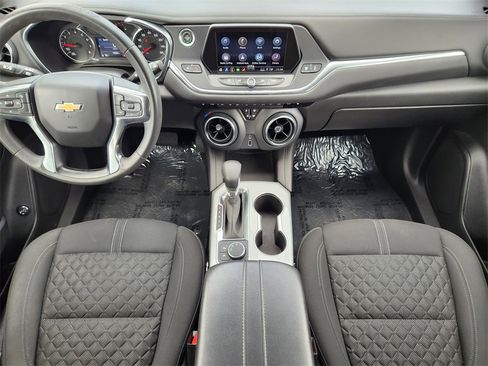 Used 2022 Chevrolet Blazer LT image 25