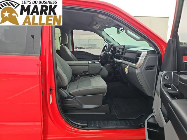 Used 2025 Ford F250 XLT w/ Black Appearance Package AWD/4WD image 28