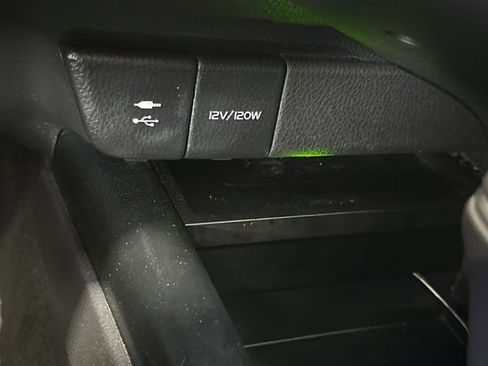 Used 2019 Toyota Camry SE w/ Audio Package FWD image 35