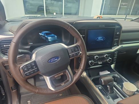 Used 2025 Ford F150 King Ranch w/ FX4 Off-Road Package AWD/4WD image 4