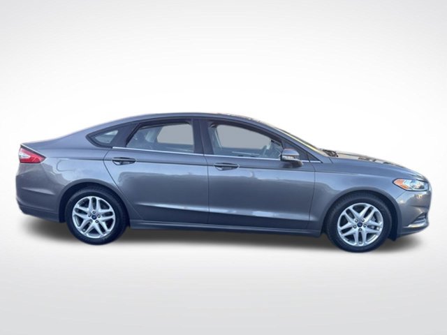 Used 2013 Ford Fusion SE FWD image 8