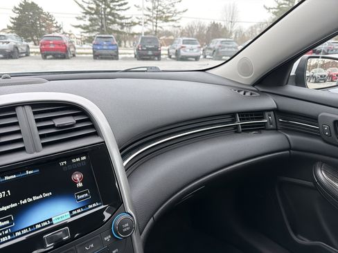 Used 2015 Chevrolet Malibu LT w/ Leather Package image 18