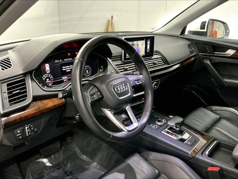Used 2018 Audi Q5 2.0T Premium Plus w/ Premium Plus Package image 16