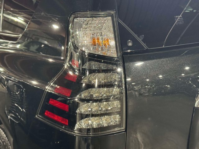 Certified 2023 Lexus GX 460 Premium w/ Accessory Package AWD/4WD image 14