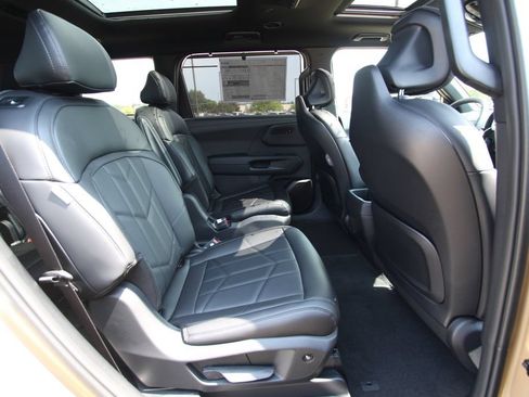 New 2027 Kia Telluride SX X-Line w/ Towing Package AWD/4WD image 9